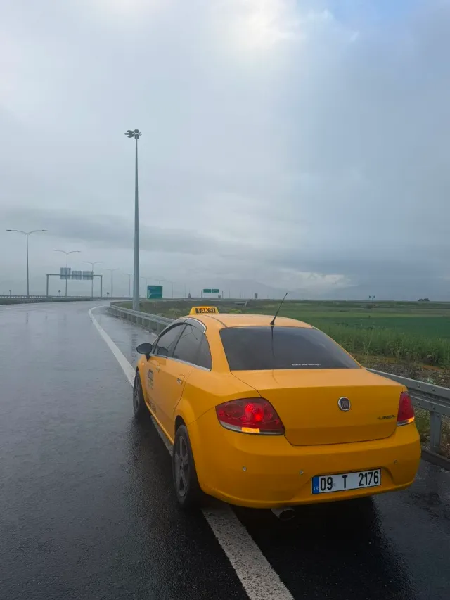 Nazilli yollarında taksi