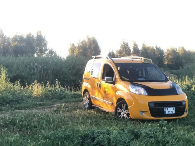 Nazilli yollarında taksi